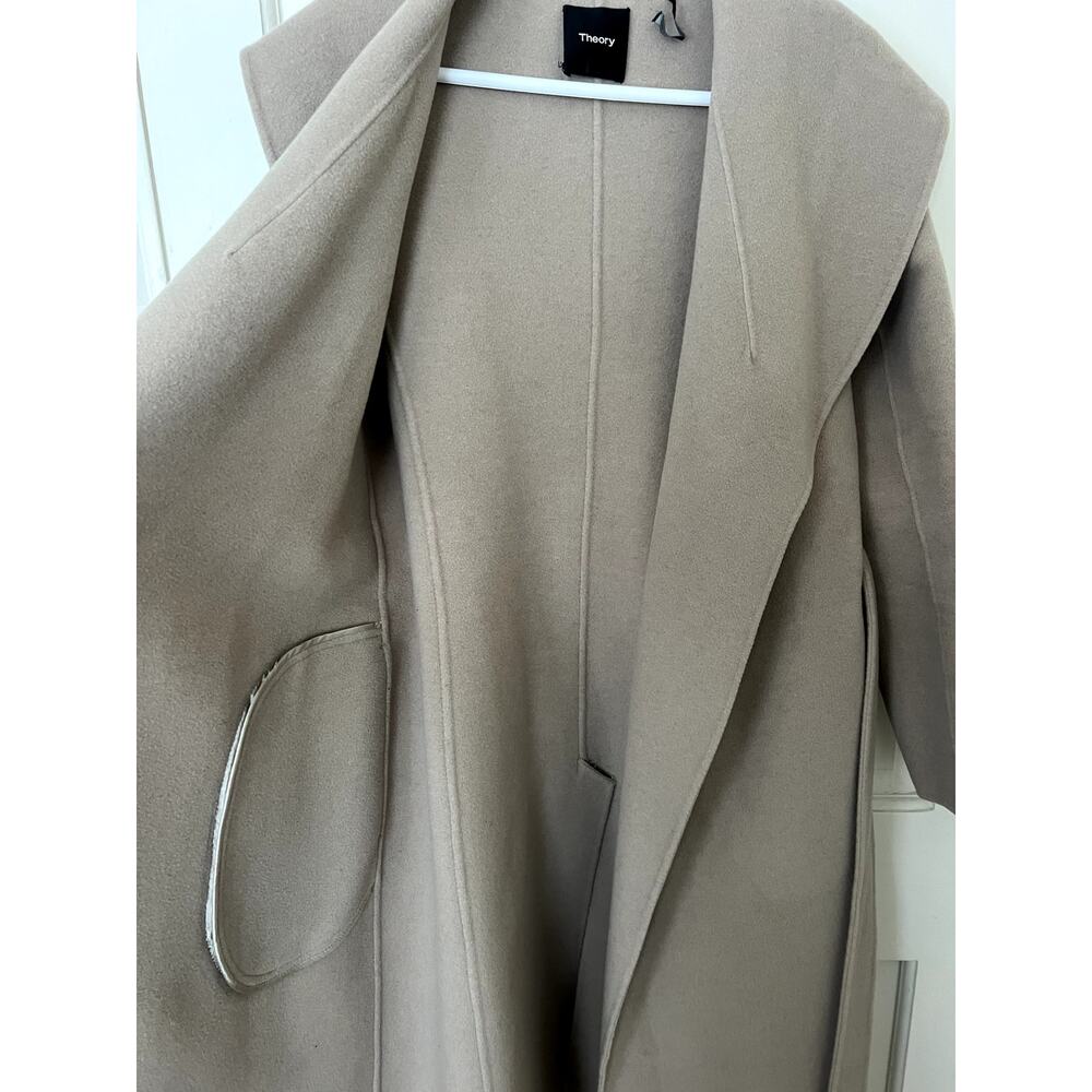 THEORY Shawl Collar Wool & Cashmere Coat Grey Oat (with flaws)- size large - Picture 6 of 8